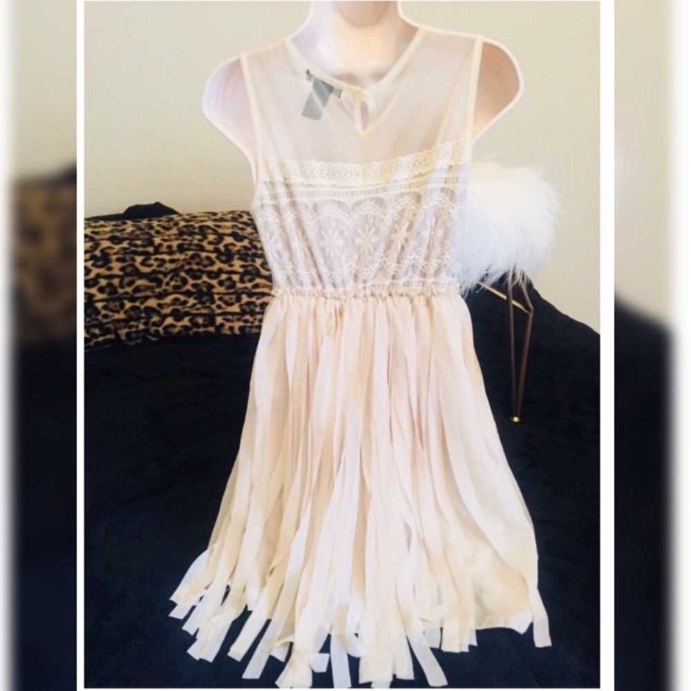 2 Dress Bundle Deal - Picture 2 of 3